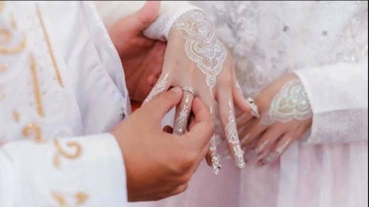 Dispensasi Nikah Merebak, Bukti Gagalnya Sistem