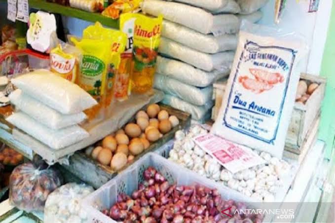 Kegagalan Negara Dalam Menjaga Stabilitas Harga Kebutuhan Pokok