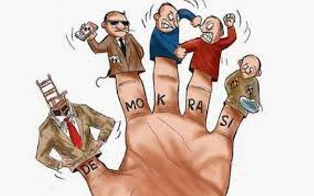 Politik Demokrasi Lahirkan Pejabat Korupsi?